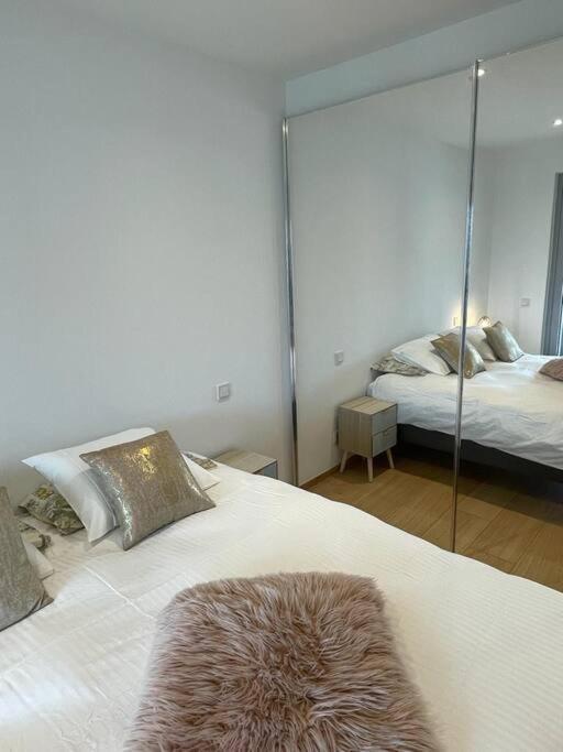 Luxury 3 Bedrooms Flat Cloche D'or W Terrace&parking *